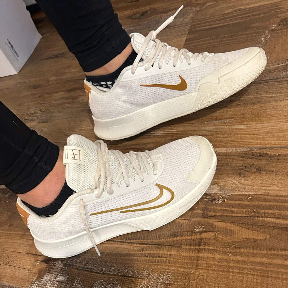 Nike sneakerss